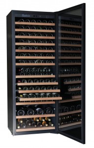 Armoire à vin T250 V 14 Clayettes